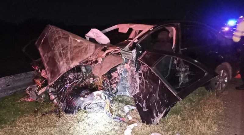 Dos camiones y un auto se vieron involucrados en un accidente en Ruta 34