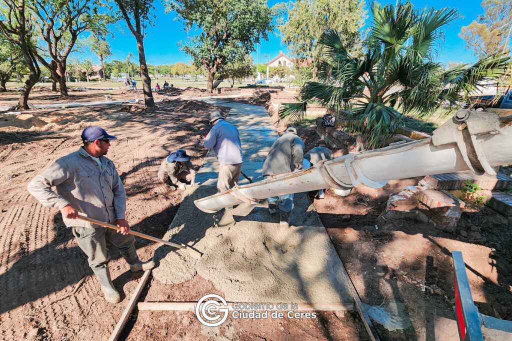 El Gobierno repasó el estado de obra en Plaza Colon 3 464952946 18424084279079661 2755883970411610083 n