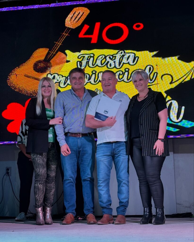 La Intendente Dupouy felicitó al CACU por la Fiesta de la Tradición 2 fiesta tradicion