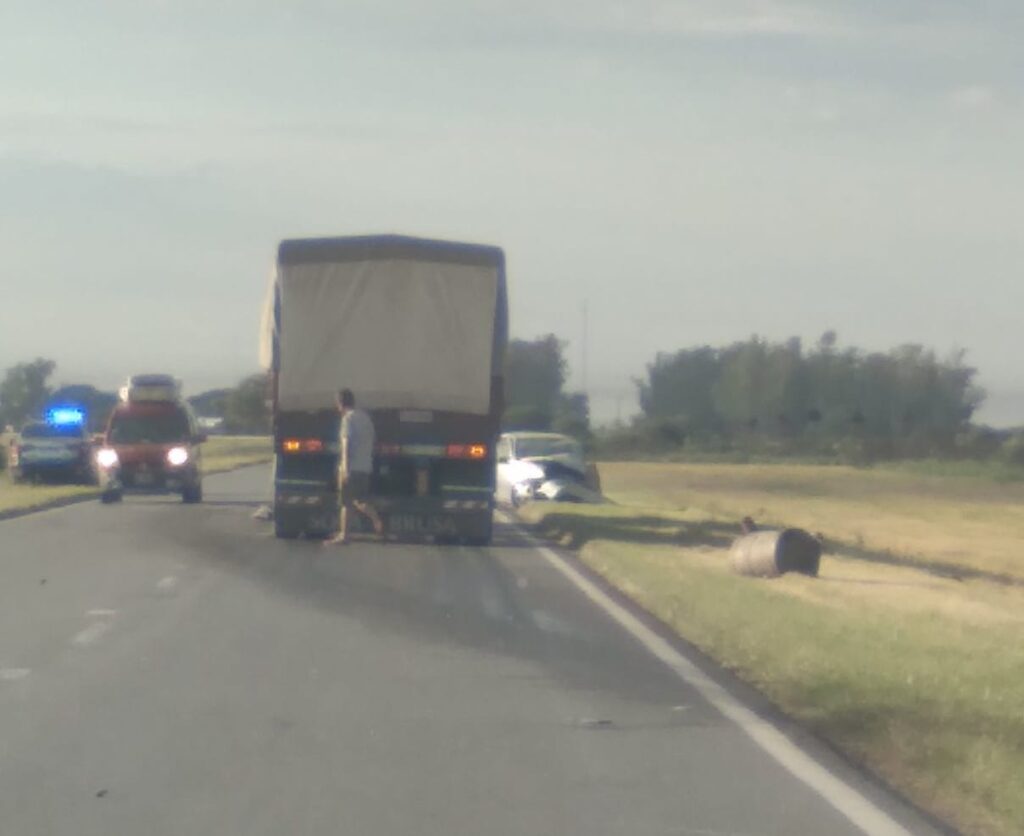 Ruta 34: choque entre un auto y un camión 3 accidente 2