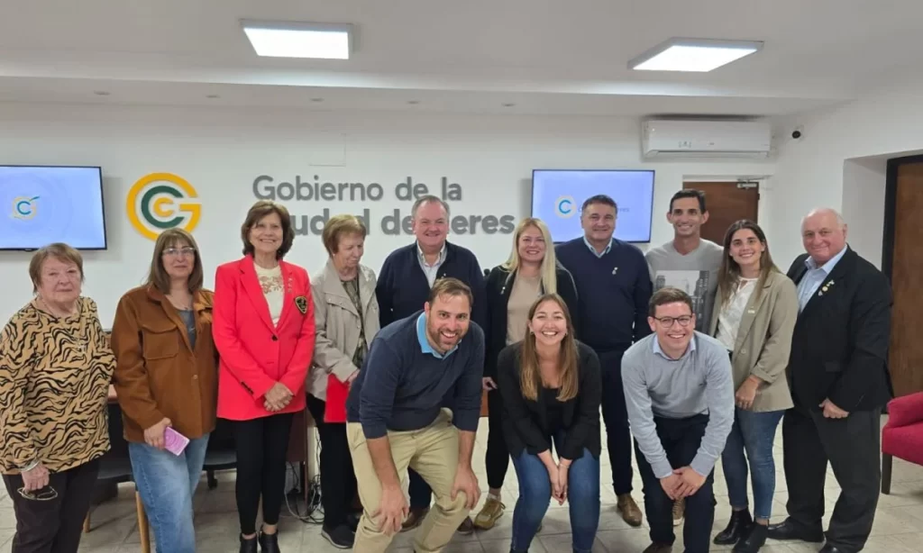 Michlig: “Nosotros seguimos estando, cara a cara con la gente, con hechos concretos y presencia permanente” 5 aportes ceres 7