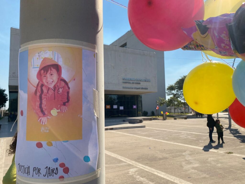 Cientos de Globos de Colores reflejaron el pedido de Justicia por Jairo 5 jairo justicia