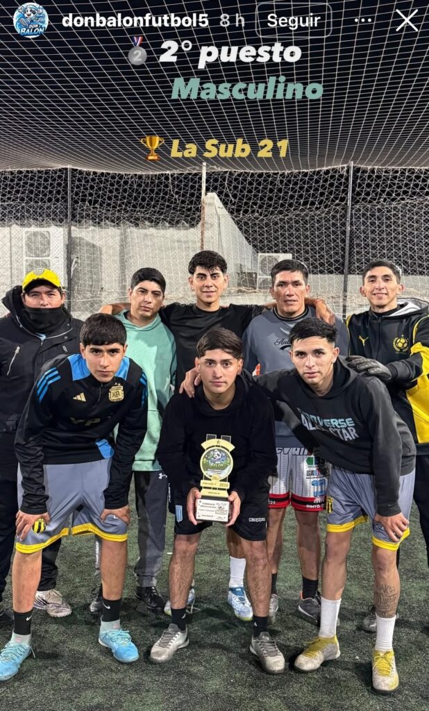 Fútbol Masculino y Femenino "NY Burgers" y "Las Dinamitas" salieron campeones 3 LA SUB
