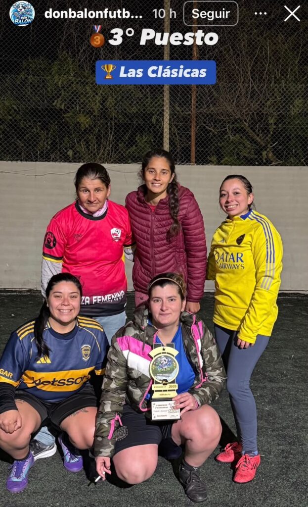 Fútbol Masculino y Femenino "NY Burgers" y "Las Dinamitas" salieron campeones 6 LAS CLASI