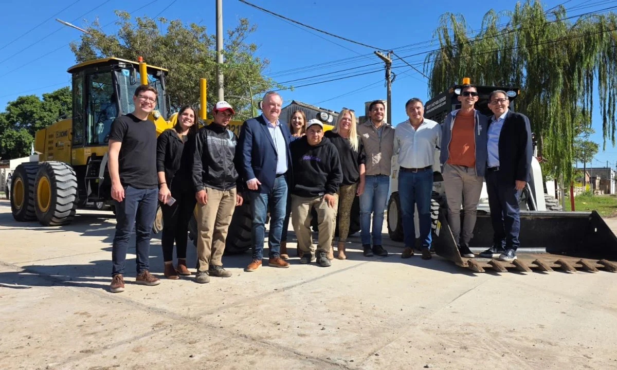 El senador Michlig recorrió obras en marcha en la ciudad de Ceres y firmó convenios de infraestructura vial para MMyCC 1 obras ceres 1