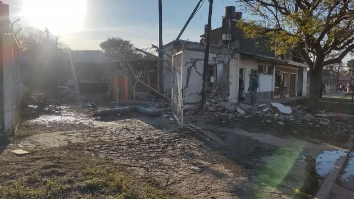 Explosión en Tostado: uno de los operarios heridos tiene el 90% del cuerpo quemado 1 explosion tubo oxigeno tostado