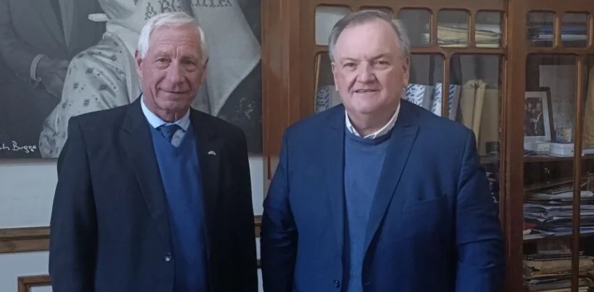 El senador Felipe Michlig mantuvo una reunión de trabajo con el intendente de Suardi, Hugo Boscarol 1 felipe boscarol 860x1147 1