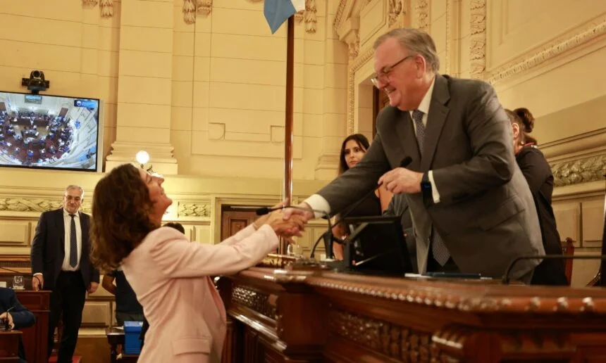 juramento presidencia 2 860x516 1