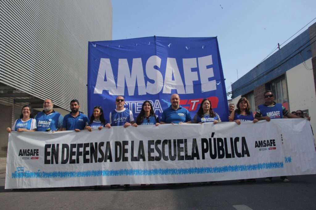 Amsafe se movilizó en toda la provincia en defensa de la educación pública