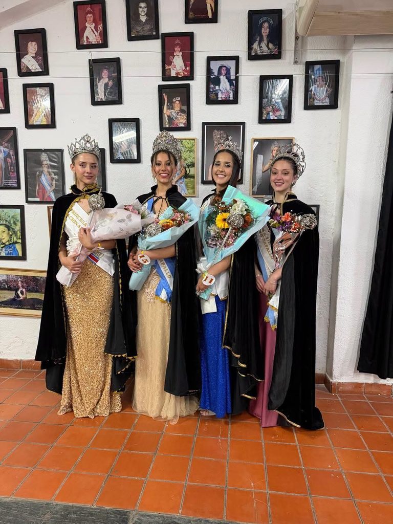 reinas 768x1024 1